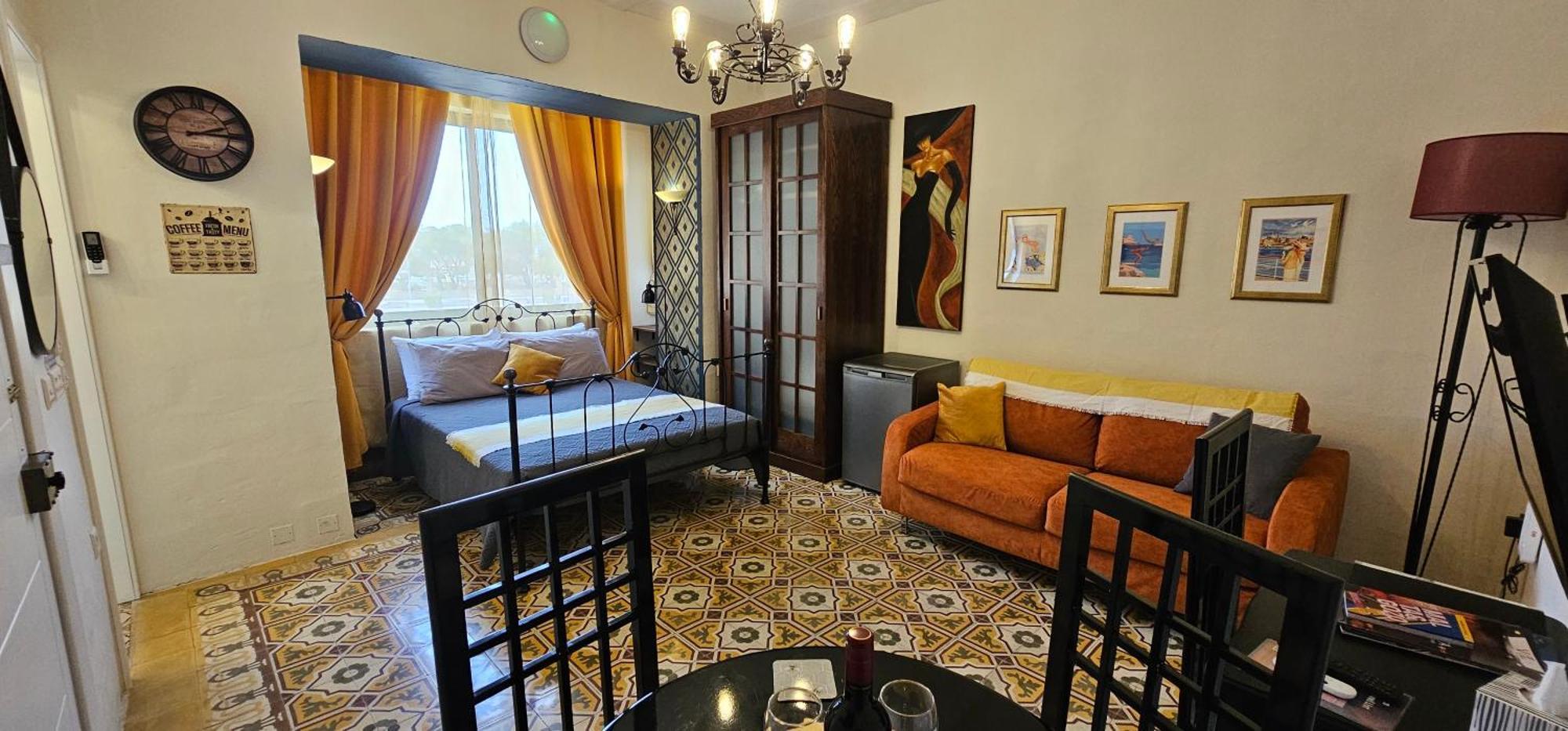Near Valletta City - Open Views - Ta Tessie Suite In Floriana - Malta Экстерьер фото